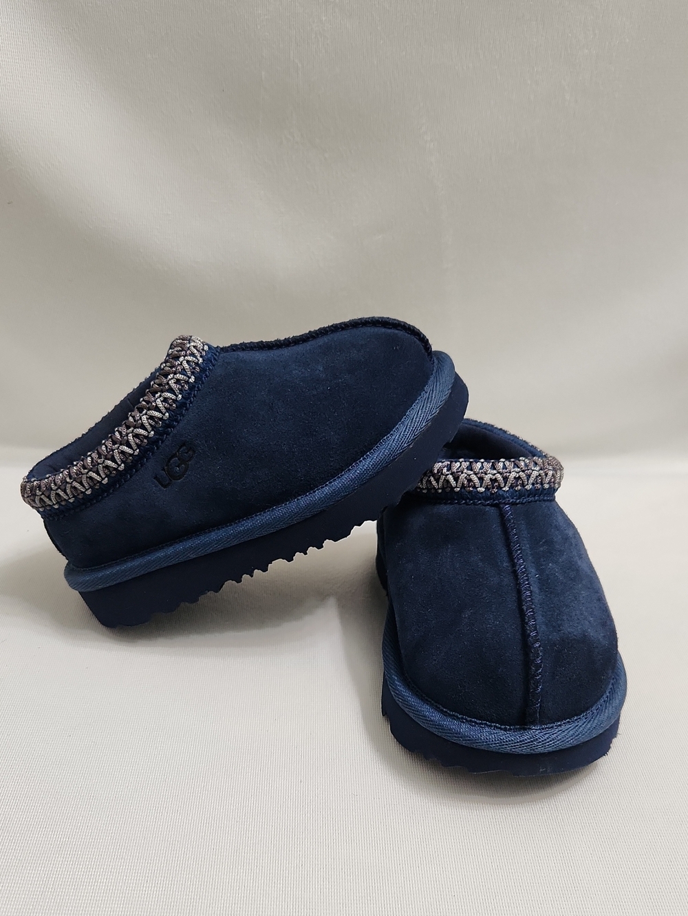 UGG Navy Suede Slip-On Cozy Shoes (Baby Size 6)